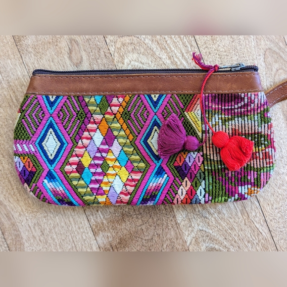 OOAK Huipil Clutch - Picture 2 of 2